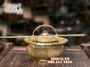 Điếu bát men gấm vàng