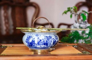 Điếu bát men lam cảnh trúc lâm thất hiền, bọc đồng