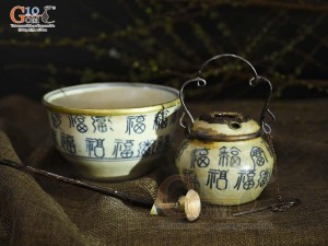 Điếu bát mini men rạn cổ họa tiết chữ Thọ, đường kính 11cm