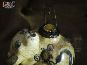 Điếu con giống dáng Trâu men rạn cổ, cao 9cm