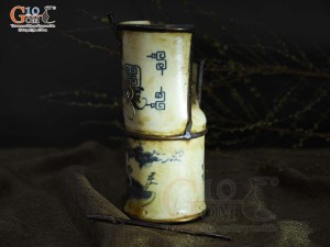 Điếu ống cao men rạn cổ bọc đồng cảnh, cao 20cm