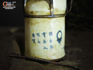 Điếu ống cao men rạn cổ bọc đồng cảnh, cao 20cm