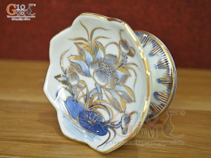 Đôi chân nến men lam cổ vẽ Sen Tài Lộc vẽ vàng 24k, cao 5cm