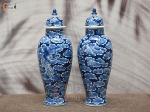 Đôi chóe cao men lam cổ vẽ Long Ẩn, cao 36cm