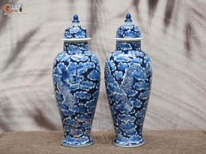 Đôi chóe cao men lam cổ vẽ Long Ẩn, cao 36cm