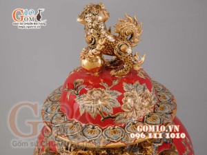 Đôi chóe Công Đào đắp nổi vẽ vàng 24k, nền đỏ - 20L