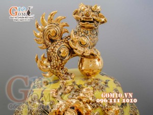 Đôi chóe Công Đào đắp nổi vẽ vàng 24k, nền vàng - 20L