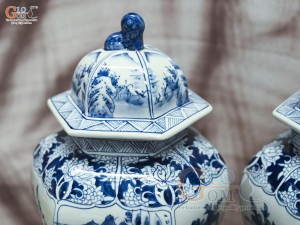 Đôi chóe lục giác men lam cổ vẽ Sơn Thủy, cao 41cm