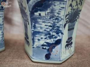 Đôi chóe lục giác men lam cổ vẽ Sơn Thủy, cao 41cm