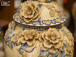 Đôi chóe men hoàng tộc đắp nổi Công Đào kênh đuôi, 25L