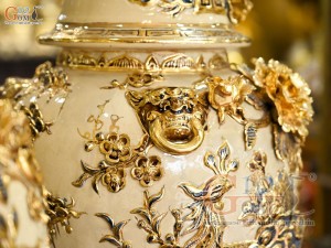 Đôi chóe men hoàng tộc đắp nổi Công Đào Phú Quý vẽ vàng 24k, 30L