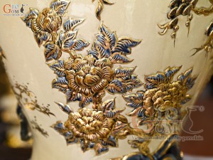 Đôi chóe men hoàng tộc đắp nổi Công Đào Phú Quý vẽ vàng 24k, 30L