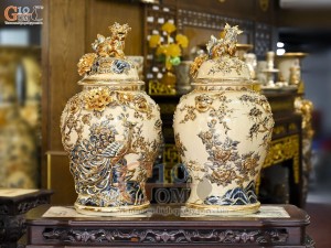 Đôi chóe men hoàng tộc đắp nổi Công Đào Phú Quý vẽ vàng 24k, 30L