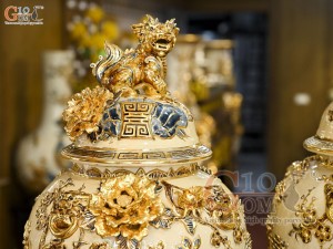 Đôi chóe men hoàng tộc đắp nổi Công Đào Phú Quý vẽ vàng 24k, 30L