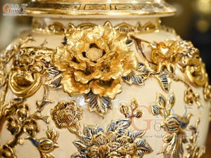 Đôi chóe men hoàng tộc đắp nổi Công Đào Phú Quý vẽ vàng 24k, 30L