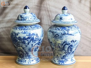 Đôi chóe men lam cổ vẽ cảnh Sơn Thủy, cao 30cm