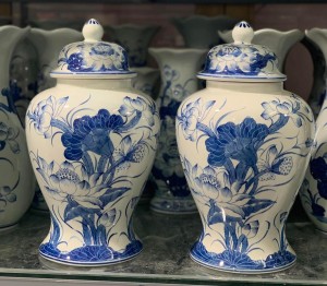 Đôi chóe men lam vẽ Sen Tài Lộc, cao 33cm