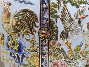 Đôi chóe men lam đắp nổi tứ cảnh Công Đào Phú Quý 60L, vẽ vàng 24k