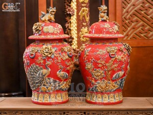 Đôi chóe men màu đắp nổi Công Đào Tài Lộc nền đỏ, 50L