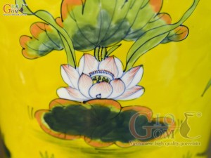 Đôi chóe men màu vẽ Chép Sen Tài Lộc, 30L