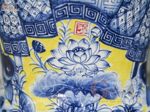 Đôi chóe men màu vẽ Đức Phúc tràm cổ nền vàng, 30L