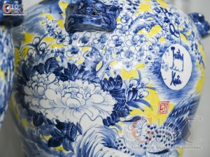 Đôi chóe men màu vẽ Phú Quý Trường Xuân tràm cổ nền vàng, 30L