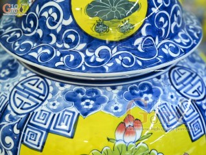 Đôi chóe men màu vẽ tứ cảnh Tài Lộc, 20L