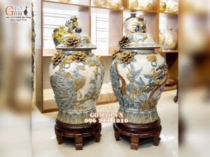 Đôi chóe men rạn đắp nổi Công Đào Phú Quý kênh, 50L