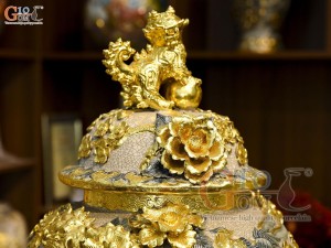 Đôi chóe men rạn đắp nổi kênh Công Đào Phú Quý dát vàng 24k, 40L