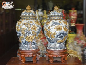 Đôi chóe men rạn đắp nổi Sen Cát Tường, 30L