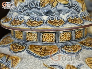 Đôi chóe men rạn đắp nổi Sen Cát Tường, 30L