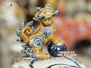 Đôi chóe men rạn đắp nổi tứ cảnh bốn mùa kênh, 50L