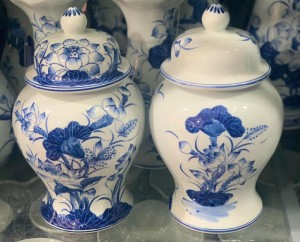 Đôi choé men lam vẽ Sen Tài Lộc, 3L