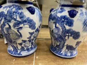 Đôi chóe men trắng vẽ cảnh Lộc Hạc, 20L