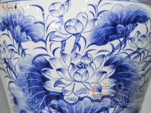 Đôi chóe men trắng vẽ Chép Sen xanh lam, 30L