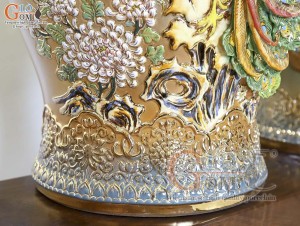 Đôi chóe men vân mây đắp nổi Công Đào Phú Quý vẽ vàng 24k, 60 Lít