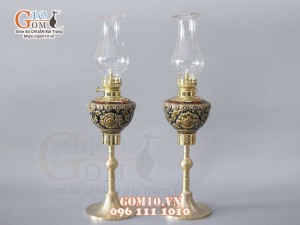 Đôi đèn dầu Chân Đồng Khắc Phù Dung Nổi Cao 25cm