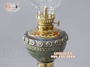 Đôi đèn dầu chân đồng tiện ganh Cao 25cm ( Chưa bóng )