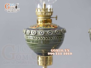 Đôi đèn dầu chân đồng tiện ganh Cao 25cm ( Chưa bóng )