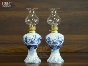 Đôi đèn dầu chân váy men lam cổ vẽ Sen Đại Cát, cao 17cm
