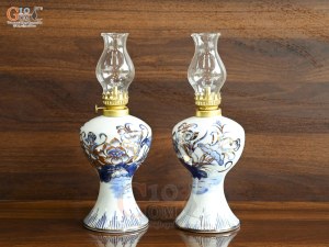 Đôi đèn dầu chân váy men lam cổ vẽ Sen Đại Cát vẽ vàng, cao 17cm