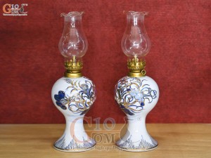 Đôi đèn dầu Đại Phát men lam cổ vẽ vàng 24k, cao 18cm