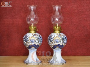 Đôi đèn dầu Đại Phát men lam cổ vẽ vàng 24k, cao 18cm