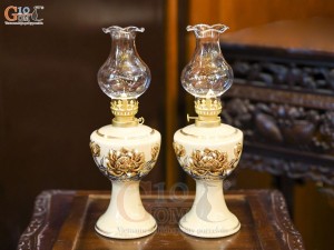 Đôi đèn dầu men hoàng tộc đắp nổi Sen Cát Tường vẽ vàng 24k, cao 16cm
