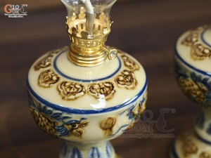 Đôi đèn dầu men hoàng tộc đắp nổi Rồng Phượng, cao 19cm