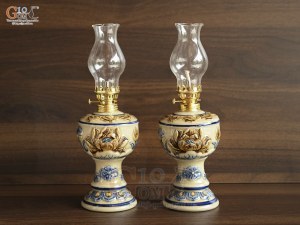 Đôi đèn dầu men hoàng tộc đắp nổi Sen, cao 17,5cm