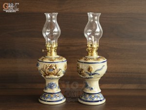 Đôi đèn dầu men hoàng tộc đắp nổi Sen, cao 16cm