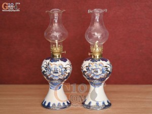 Đôi đèn dầu men lam cổ vẽ vàng 24k, cao 18cm