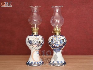 Đôi đèn dầu men lam cổ vẽ vàng 24k, cao 18cm