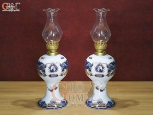 Đôi đèn dầu men lam họa tiết Rồng vẽ vàng 24k, cao 28cm(Cả bóng)